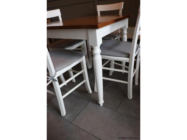 Eettafel incl. 4 stoelen - 80x80x74cm - afbeelding 2 van  2