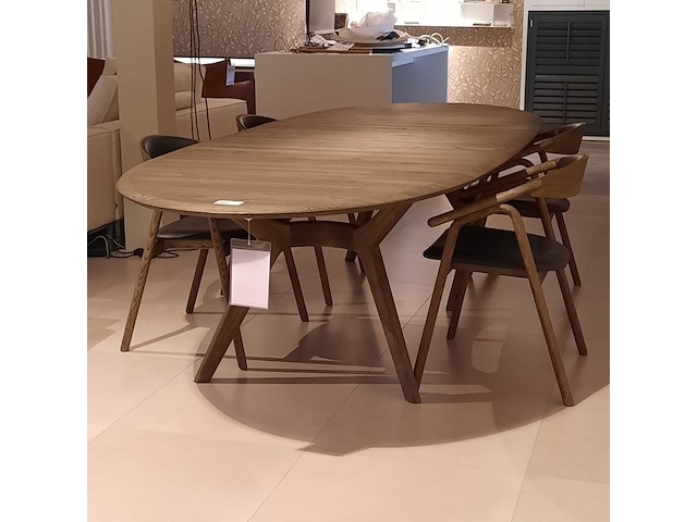 Eettafel kristensen, amelia - afbeelding 1 van  8