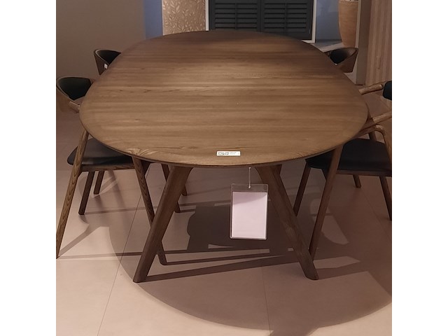 Eettafel kristensen, amelia - afbeelding 3 van  8