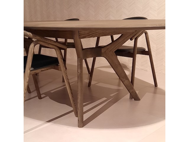 Eettafel kristensen, amelia - afbeelding 5 van  8