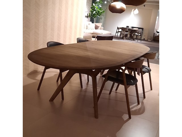 Eettafel kristensen, amelia - afbeelding 7 van  8