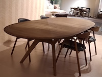 Eettafel kristensen, amelia - afbeelding 7 van  8