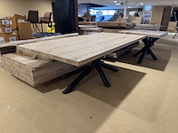 Eettafel, massief eiken, zwart metalen spinpoot - afbeelding 1 van  6