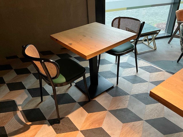 Eettafel met stoelen - afbeelding 2 van  3