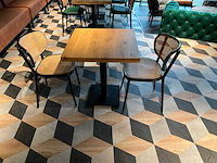 Eettafel met stoelen - afbeelding 1 van  3