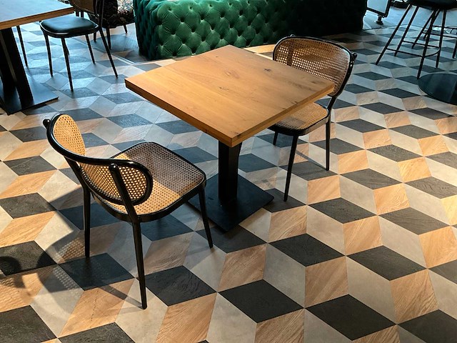 Eettafel met stoelen - afbeelding 2 van  3