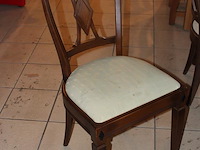 Eettafel met vier stoelen. afmeting tafel 140 x 85 x 77 cm. - afbeelding 2 van  2