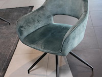 Eettafel met zes draaibare groen gestoffeerde stoelen. afmeting tafel 240 x 105 x 76 cm. - afbeelding 4 van  4