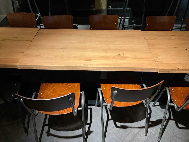 Eettafel opstelling - afbeelding 4 van  5