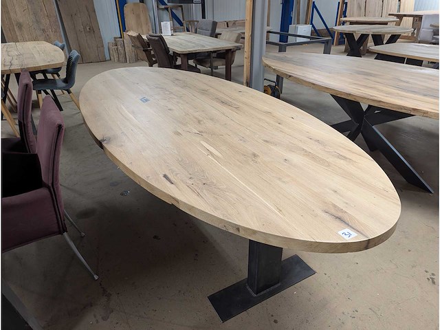 Eettafel oud eiken ovaal epoxy 280x120cm - afbeelding 1 van  3