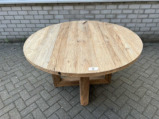 Eettafel oud eiken rond 130 cm. - afbeelding 1 van  3