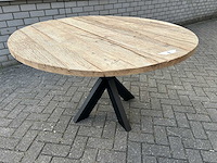 Eettafel oud eiken rond 130 cm. - afbeelding 1 van  3