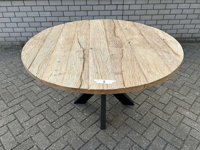 Eettafel oud eiken rond 130 cm. - afbeelding 2 van  3