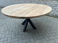 Eettafel oud eiken rond 140 cm. - afbeelding 1 van  3