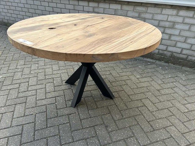 Eettafel oud eiken rond 140 cm. - afbeelding 2 van  3