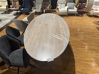 Eettafel, ovaal, massief eiken, zwart metalen spinpoot - afbeelding 3 van  5