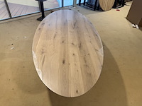 Eettafel, ovaal, naturel eikenhout, zwart metalen spinpoot - afbeelding 4 van  4