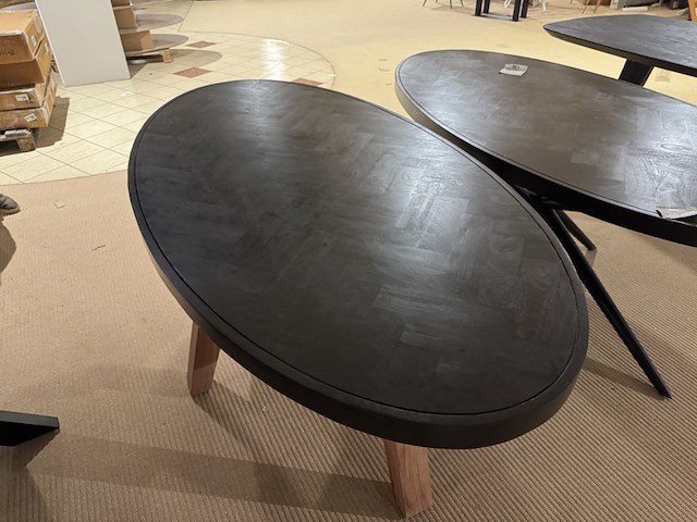 Eettafel, ovaal, zwart hardhout, houten poten - afbeelding 3 van  5