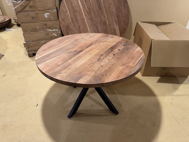 Eettafel, rond acaciahout, zwart metalen spinpoot - afbeelding 5 van  5