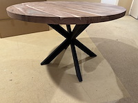 Eettafel, rond acaciahout, zwart metalen spinpoot - afbeelding 3 van  4