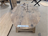 Eettafel rustiek grenen. ovaal. 220 x 120 x 77cm. houten a onderstel - afbeelding 3 van  3