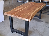 Eettafel | suar, wood industries - afbeelding 1 van  4