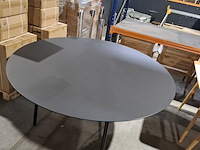 Eettafel vergadertafel rond hpl fenix, studio henk, zwart - afbeelding 6 van  10