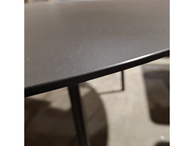 Eettafel vergadertafel rond hpl fenix, studio henk, zwart - afbeelding 8 van  10