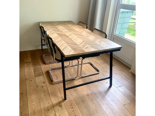 Eettafel | visgraat, teakhout, karwei, mateo - afbeelding 1 van  4