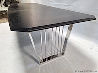 Eettafel v.v. zwart tafelblad en verchroomd onderstel - afbeelding 4 van  4