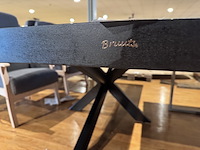 Eettafel, zwart hardhout, zwart metalen spinpoot - afbeelding 4 van  4