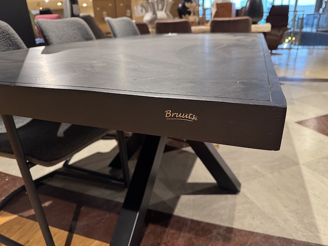 Eettafel, zwart hardhout, zwart metalen spinpoot - afbeelding 4 van  6