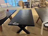 Eettafel, zwart hardhout, zwart metalen x-poot - afbeelding 2 van  5