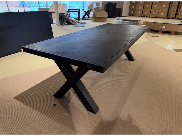 Eettafel, zwart hardhout, zwart metalen x-poot - afbeelding 1 van  1