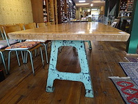 Eettafel - afbeelding 3 van  4