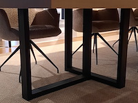 Eettafel - afbeelding 8 van  9