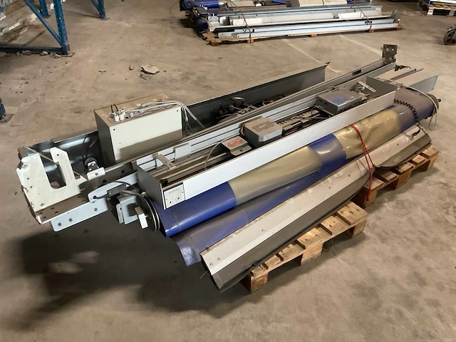 Efaflex automatische snelroldeur - afbeelding 1 van  7