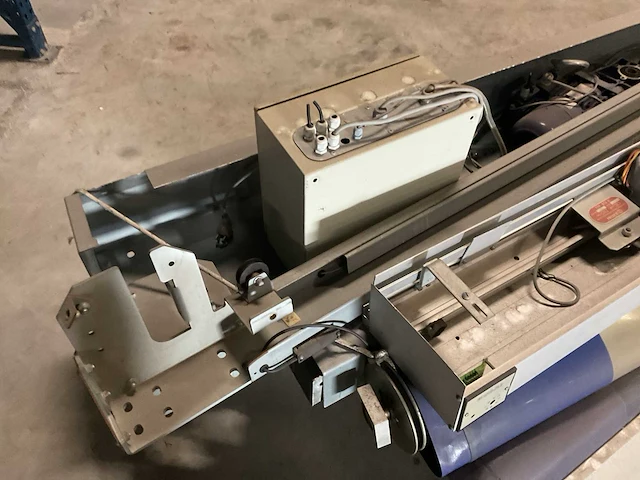 Efaflex automatische snelroldeur - afbeelding 4 van  7