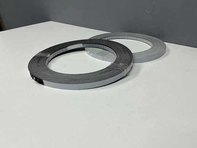 Egger - u665 pm - licht blauw - kantenband - 150 m - 1x23 mm - afbeelding 1 van  6