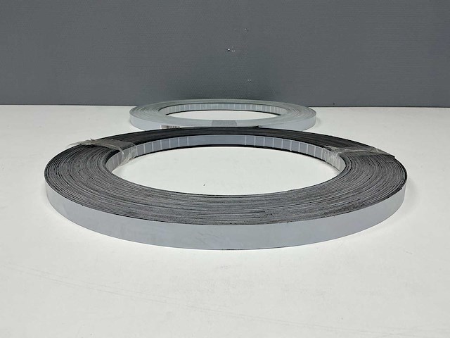 Egger - u665 pm - licht blauw - kantenband - 150 m - 1x23 mm - afbeelding 4 van  6