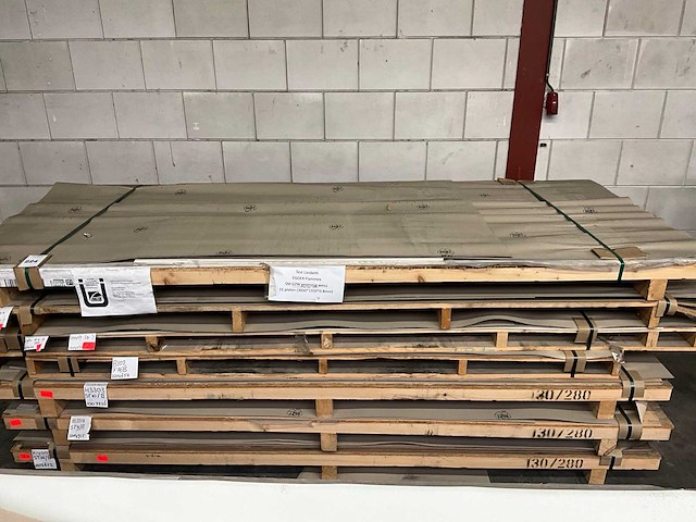 Egger partij hpl - afbeelding 2 van  5