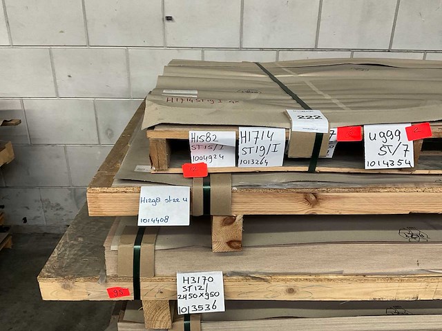 Egger partij hpl - afbeelding 4 van  5