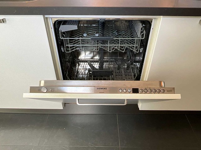 Eggersmann - keuken met miele/siemens apparatuur - afbeelding 5 van  44