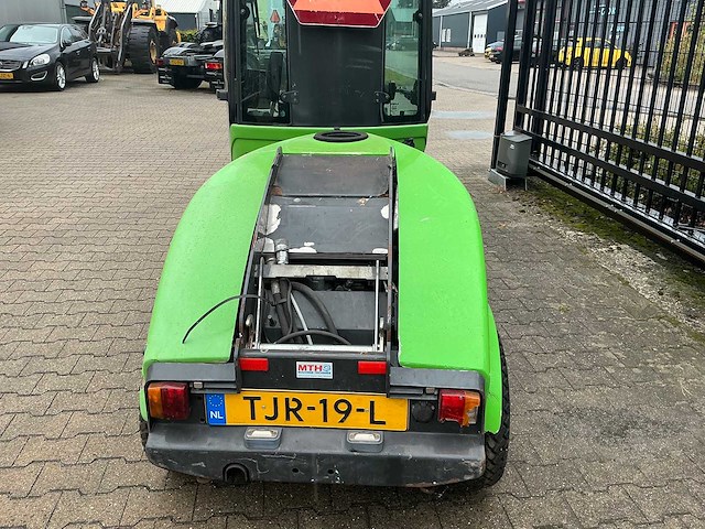 Egholm - 2009 - 2200t - straatveegmachine - afbeelding 12 van  38
