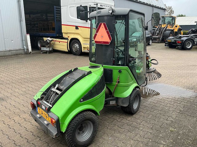Egholm - 2009 - 2200t - straatveegmachine - afbeelding 13 van  38