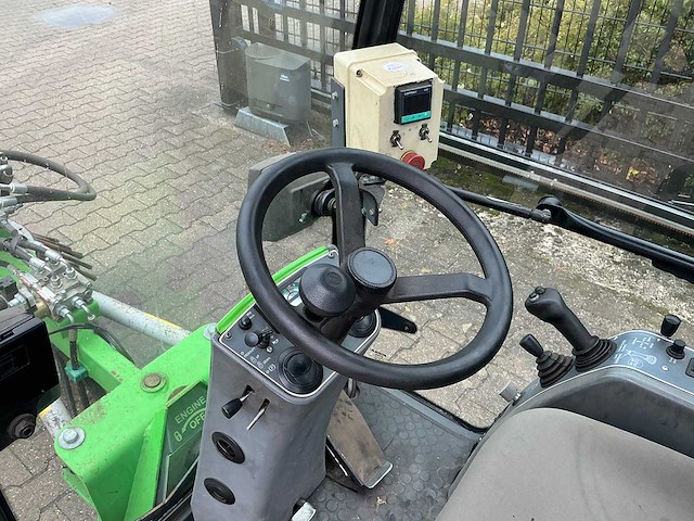 Egholm - 2009 - 2200t - straatveegmachine - afbeelding 26 van  38
