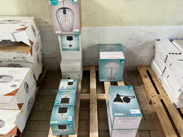 Eglo lampen partij - afbeelding 1 van  3