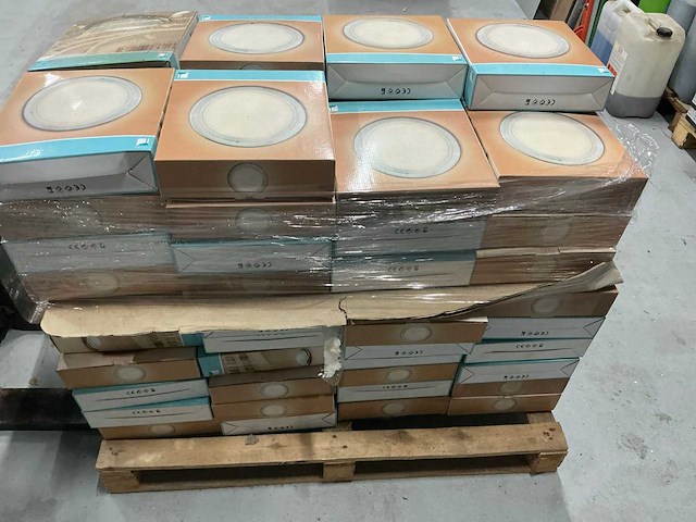 Eglo plafonnieres (78x) - afbeelding 1 van  2