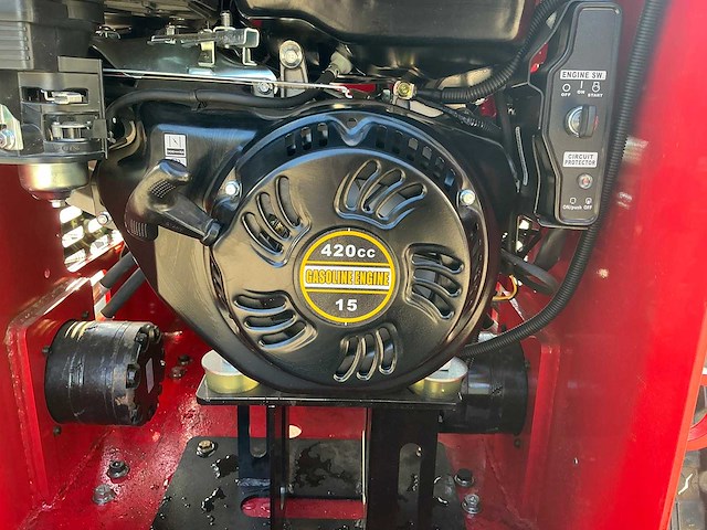 Egn eg360t minilader / schranklader op rupsen - afbeelding 9 van  20