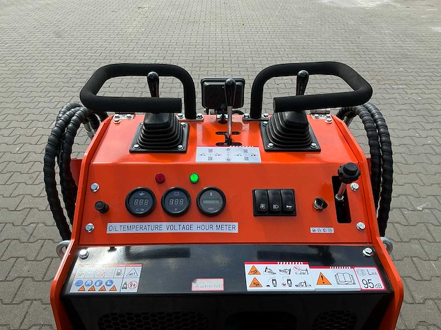 Egn eg36c minilader / schranklader op rupsen - afbeelding 7 van  25